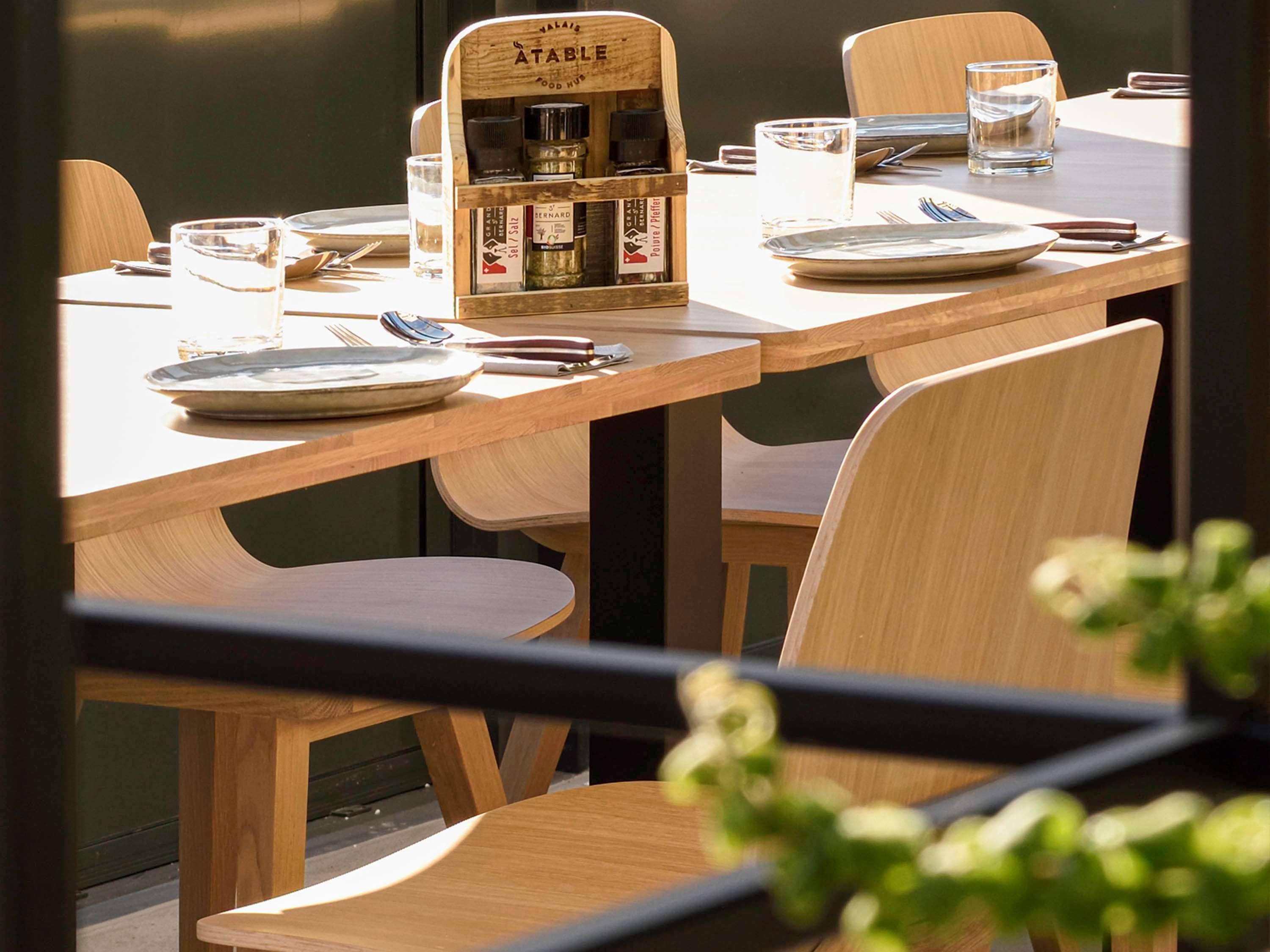 Nonanteneuf Appart Hotel Sierre - Contactless Check-In Exterior photo