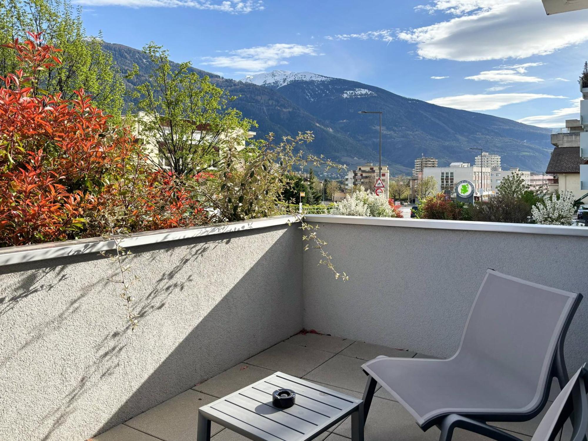 Nonanteneuf Appart Hotel Sierre - Contactless Check-In Exterior photo